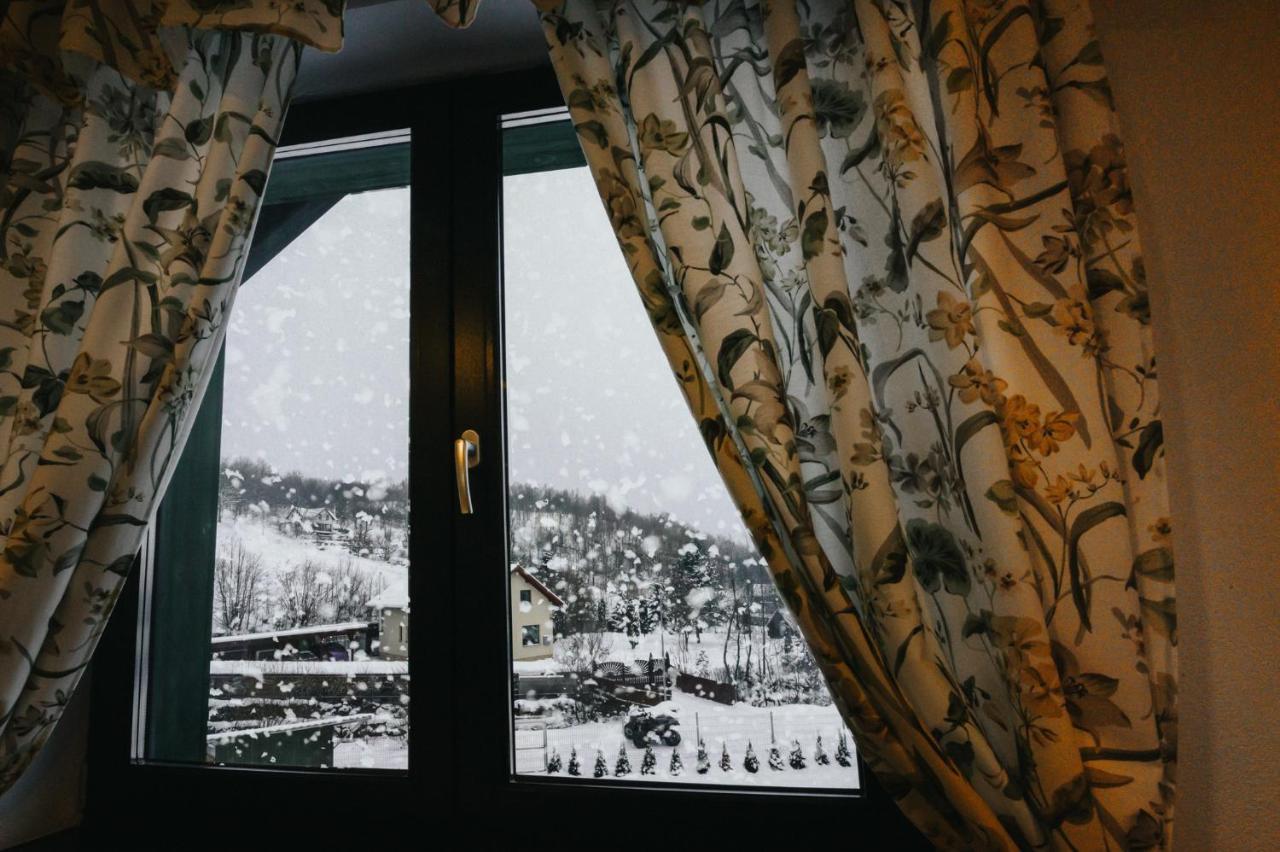 Kadarhaz Bed & Breakfast Vlahita Dış mekan fotoğraf