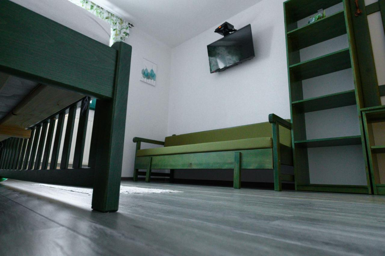 Kadarhaz Bed & Breakfast Vlahita Dış mekan fotoğraf